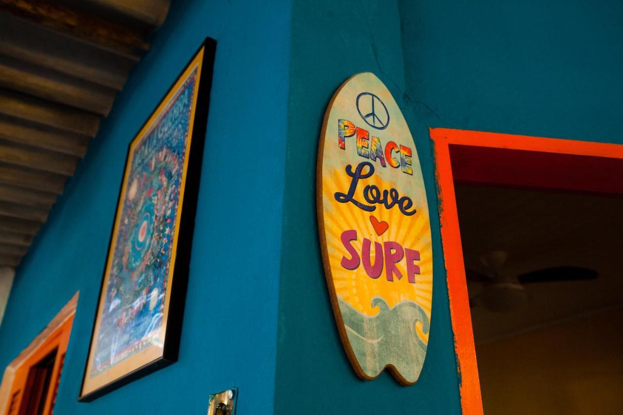 Sintonia Surf E Bar Hostel Ubatuba